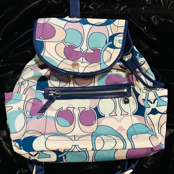 Coach Kyra scarf print backpack - Picture 1 of 4